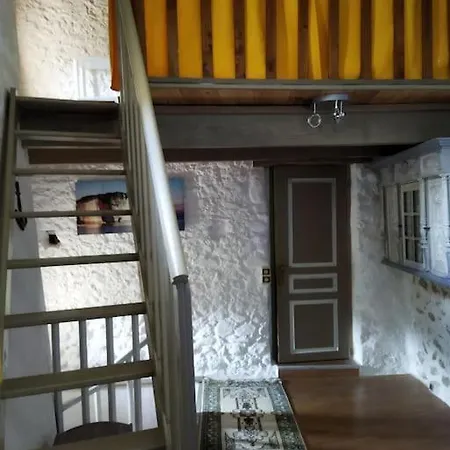 La Bergerie D'estoublon . 8/10 Personnes