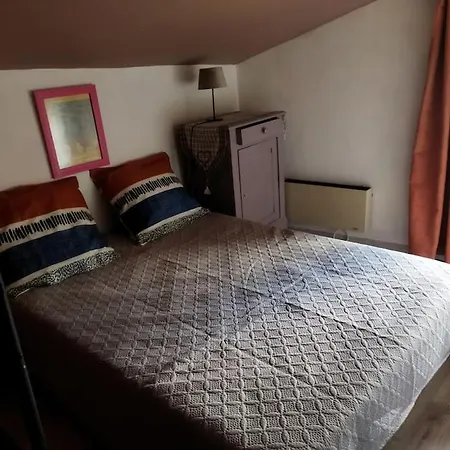La Bergerie D'estoublon . 8/10 Personnes Estoublon